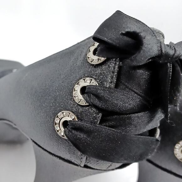 Stuart Weitzman Glittering Black Peep-Toe Heels - Picture 12 of 13